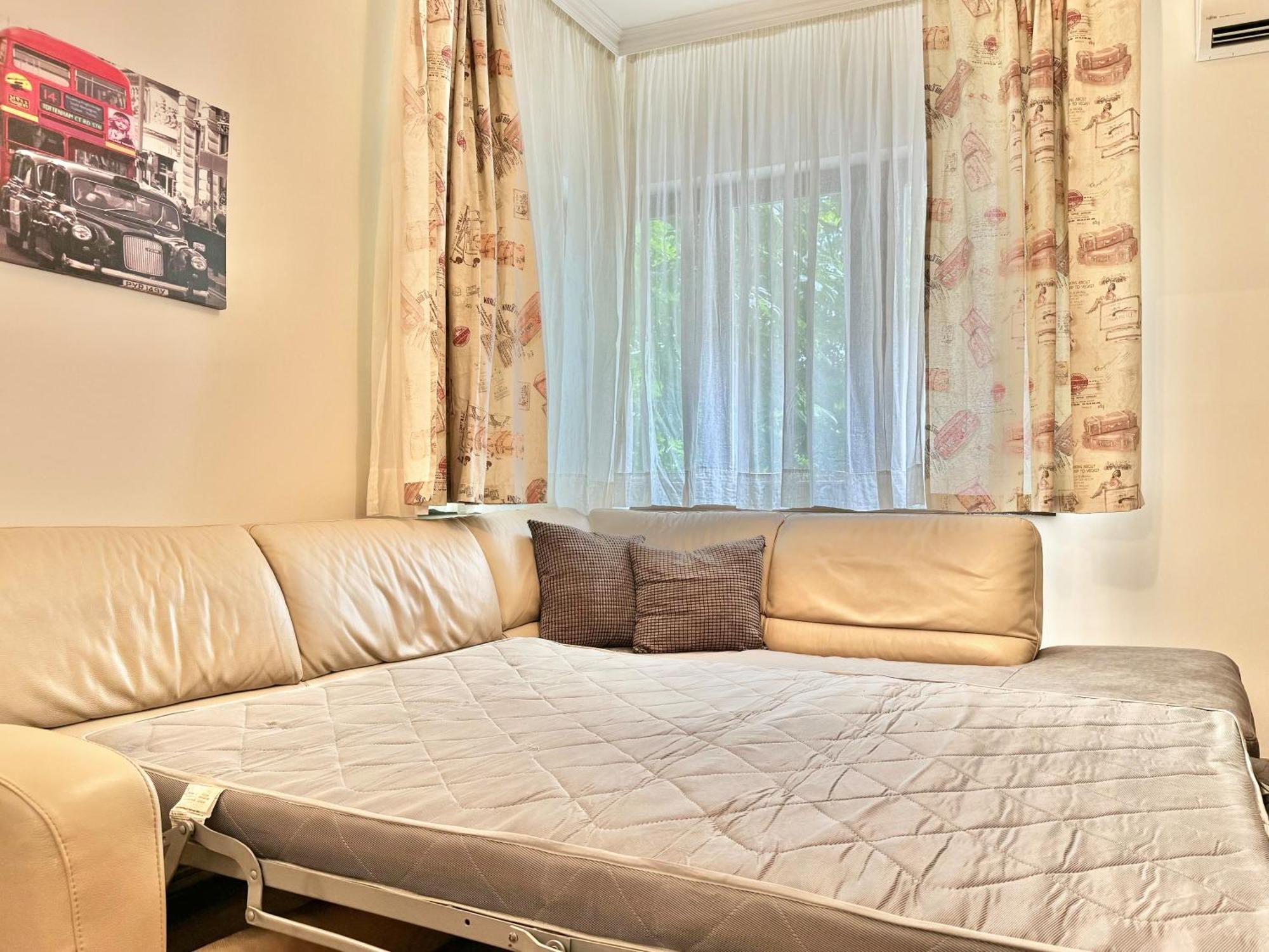 Classy & Spacious аpartment Next To National Palace Of Culture For 4 Guests *