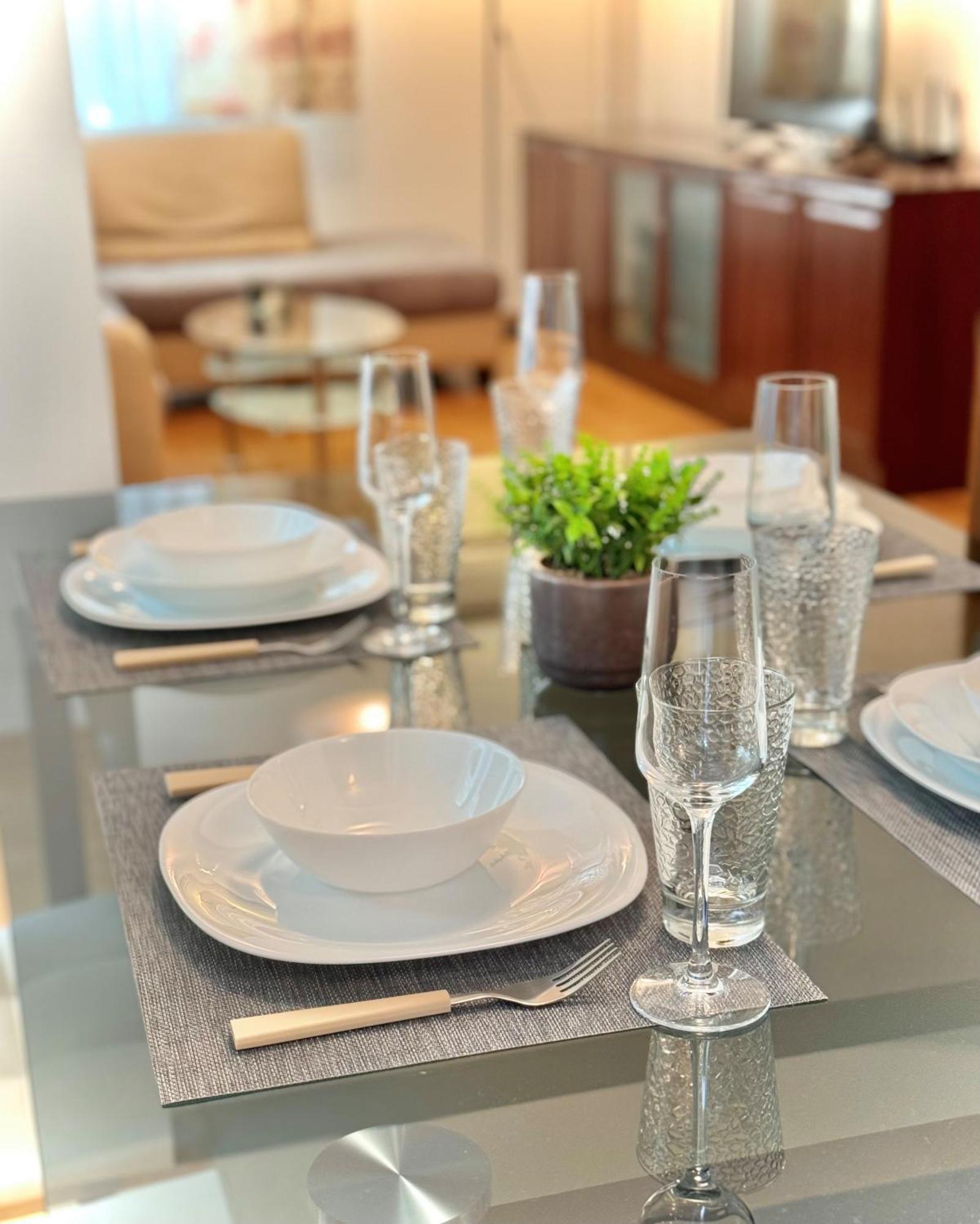 Classy & Spacious аpartment Next To National Palace Of Culture For 4 Guests * Sofia